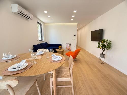 Arborea, luxury apartment with private yard