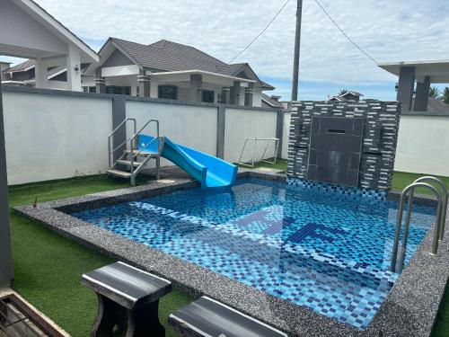 Bazén v ubytování HF PCB Homestay Private Pool nebo v jeho okolí
