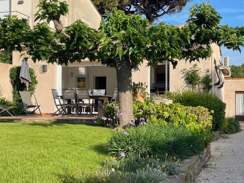 VILLA SAINTE MAXIME , la nartelle