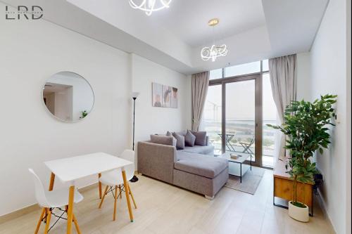 Chic 1BR with Canal View