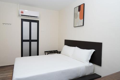 Postel nebo postele na pokoji v ubytování Anta Hotel