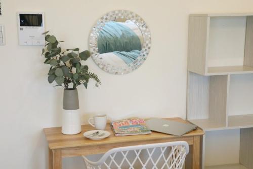Perpustakaan di apartmen