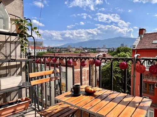 Central 53 Vitosha View 2BD Apartment