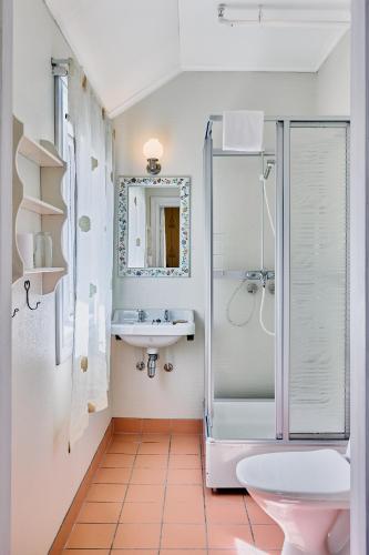 Ένα μπάνιο στο Visnes Hotel Stryn