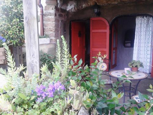 Un jardín fuera de Casa Sulla Rupe