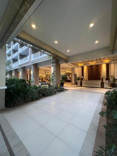El edificio en el que está el apartahotel