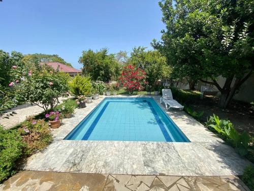 Afbeelding uit fotogalerij van Дача 3 спальни У Моря Бузовны in Mardakan