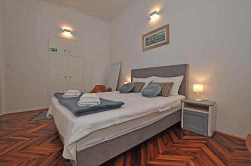 Apartment Moel Split