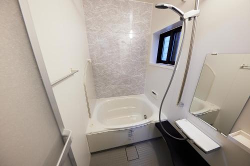 Ένα μπάνιο στο Hotel Senka Osaka