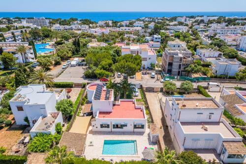 an aerial view of a residential neighborhood with houses at Casa Carmela in Cacla D'or