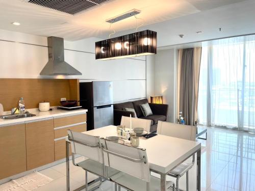 Η κουζίνα ή μικρή κουζίνα στο Sathorn Prime Residence 1BR #Bangkok