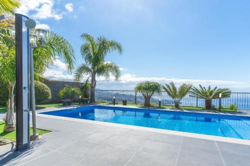Palm Paradise Villa by AH