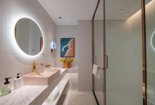 Un baño de Naga Hotel