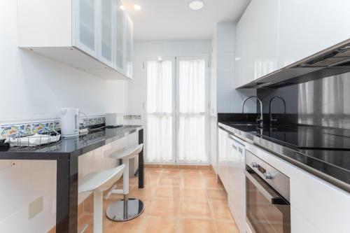 8A MTR - Marbella Temporary Rent Two Bedrooms Apartment Av del Mar