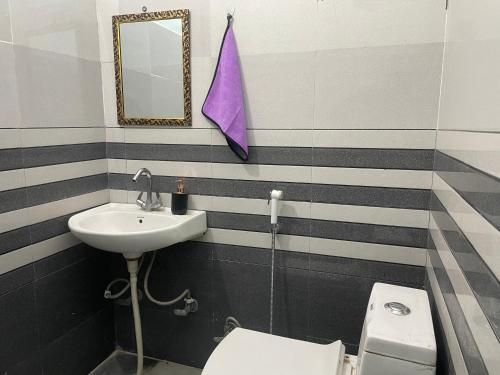 Koupelna v ubytování Hotel Royal Residency