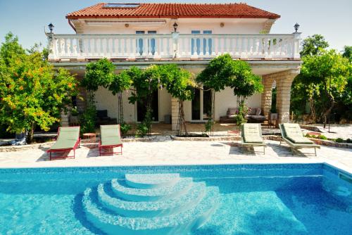 Villa Vika Apartments