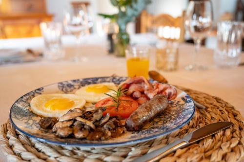 Mad på pensionatet eller i nærheden