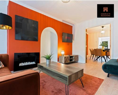 Luxury 3 Bedroom Contractor Stay House in Birmingham B23 near M6 & Fort Dunlop with Free Parking and WiFi photo 14