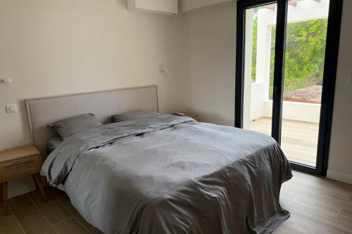 Ένα ή περισσότερα κρεβάτια σε δωμάτιο στο Casa Nostra - Ruppione Villa 10 min from beach