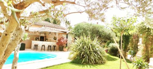 Villa jardin exceptionnel,piscine privée,climatisé