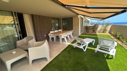 La Tejita Amor by BE HAPPY Sotavento Suites New 2025