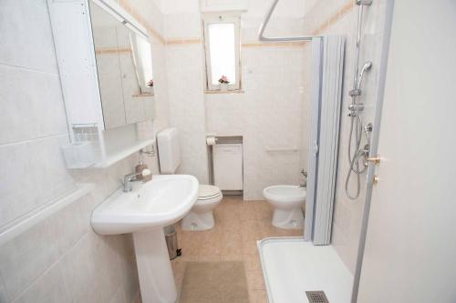 Et badeværelse på Villa Maria Apartment