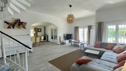 Laranjal - Private Pool - 10 Guests - Quarteira