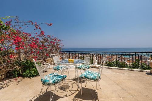Akakia Panoramic Villa