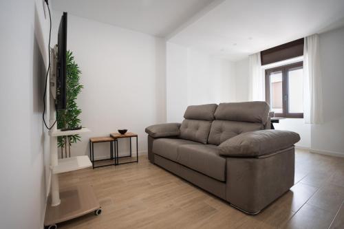 LETS HOLIDAYS Centric & Near the Sea Victoria apartment 3