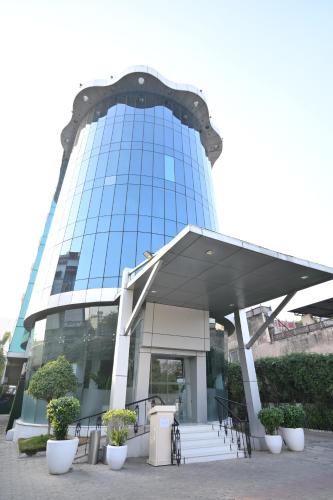 Hoone, kus hotell asub