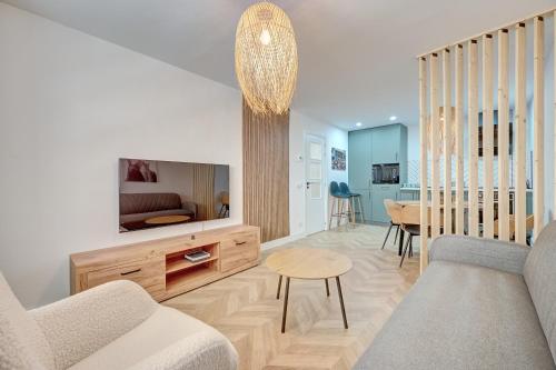 Origen Haro by Clabao