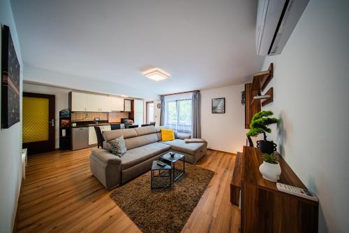 Flex SelfCheckIns 159 - Zagreb - 2 Bedrooms - Parking - Terrace