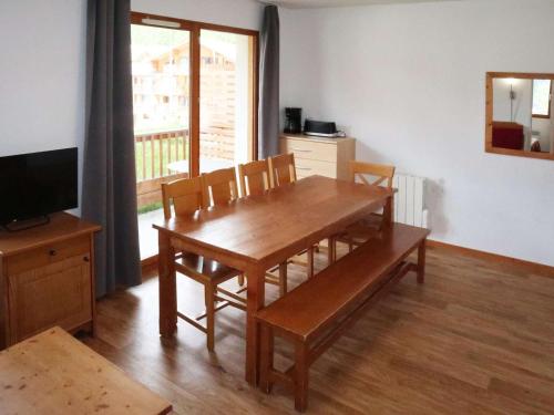 Les Orres 1800: Appart 3 pièces, Piscine, WiFi, Animaux admis - FR-1-322-431