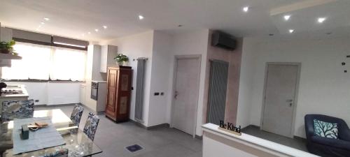 TV a/nebo společenská místnost v ubytování Vittoria House