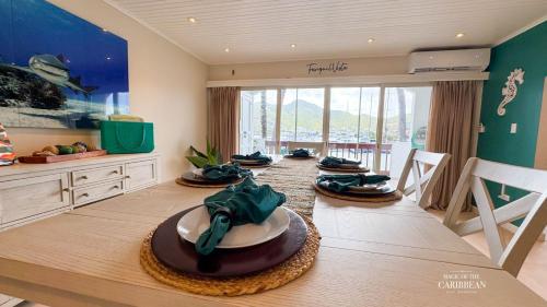 Χώρος καθιστικού στο 3 Bedroom Condo in Simpson Bay