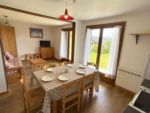 Appartement 3 pièces, 8 pers, animaux admis - FR-1-594-37