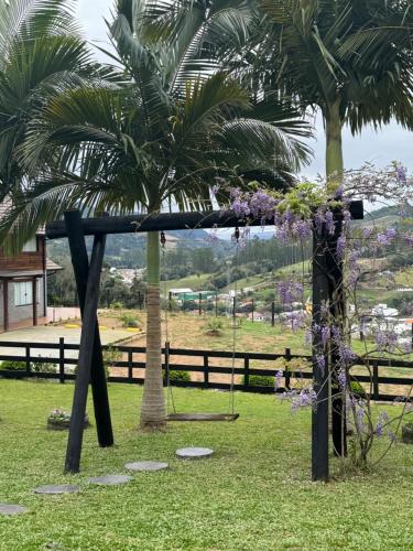 Taman di luar Luana Ranch