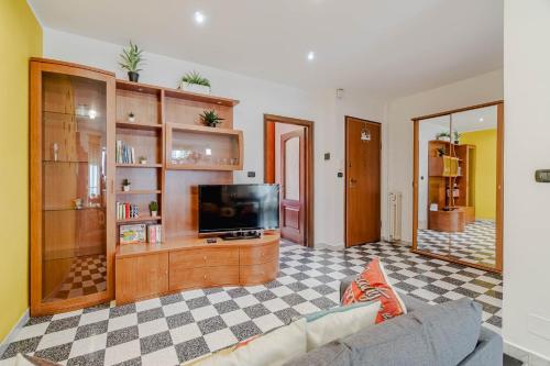 TV a/nebo společenská místnost v ubytování GuestHost - Turin Family Nest