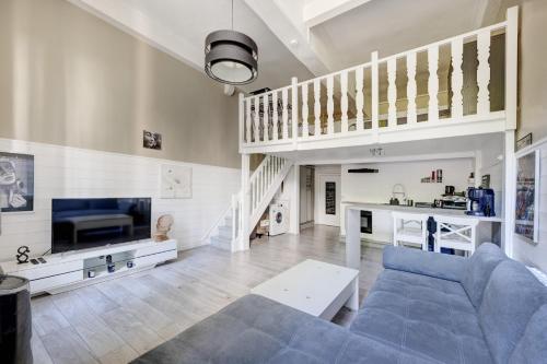 « Le Vieux Lyon » 45 m2 tt équipé Clim