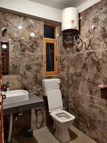 Ένα μπάνιο στο Raangyul Homestay