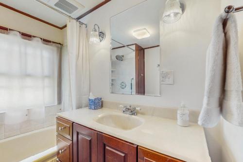 Koupelna v ubytování Blue Moon Cottage