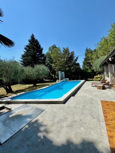 Božič Residence