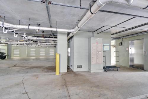 Foto da galeria de The Golden Lanai em Saint Simon Mills