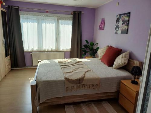 Ένα ή περισσότερα κρεβάτια σε δωμάτιο στο Apartment with terrace in Berchem-Sainte-Agathe