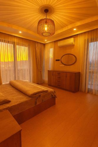 Gallery image of Deluxe Villa with Mountain and Sea View in Batumi