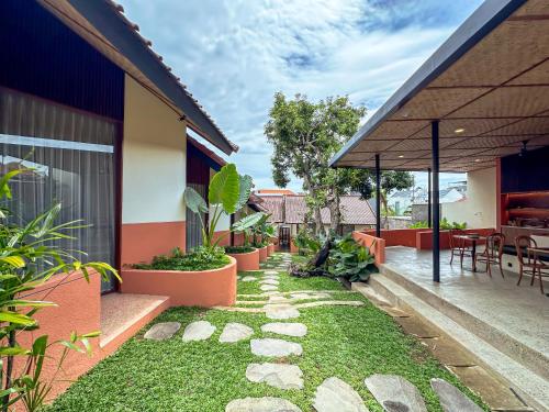 Κήπος έξω από το Poh Canggu Guesthouse