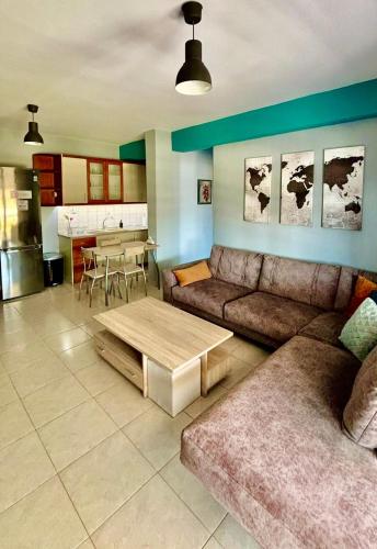 Spot 12 Apartment