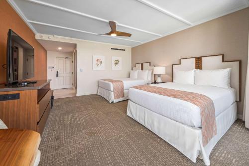 Katil atau katil-katil dalam bilik di OUTRIGGER Kāʻanapali Beach Resort