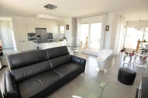 Luxueux Duplex avec Jacuzzi, 2 chambres, 2 Lits