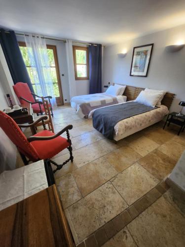 Φωτογραφία από το άλμπουμ του Hôtel La Fuste σε Valensole